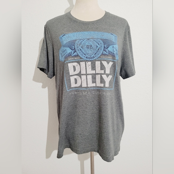 Vintage Dilly Dilly LAS VEGAS Anheuser-Busch Bud-Light T-Shirt UNISEX Size L - Picture 1 of 9
